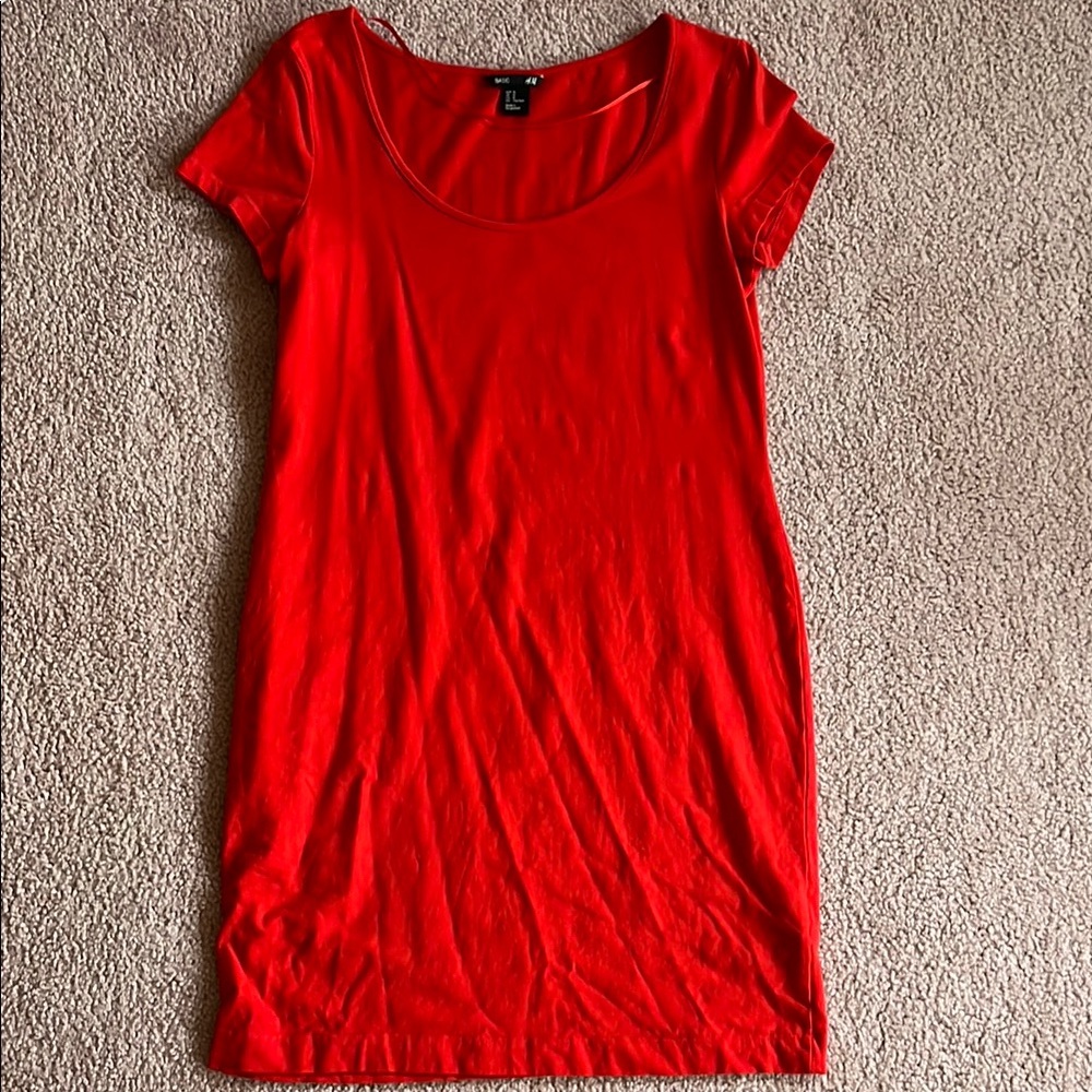 H&M Red Fitted Short Sleeve Mini Dress